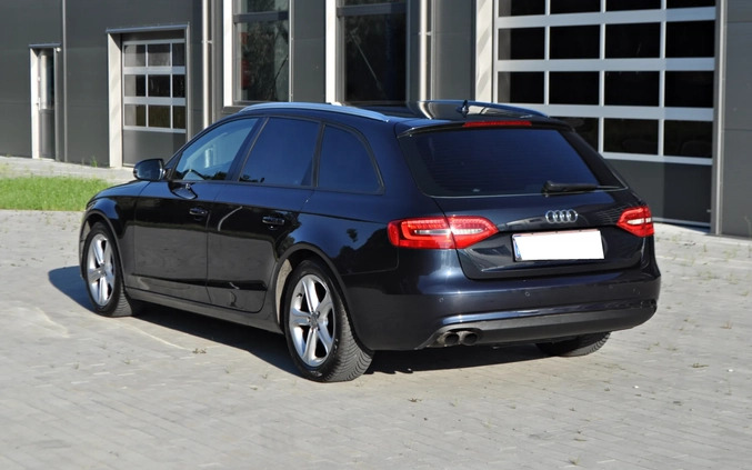 Audi A4 cena 45900 przebieg: 212123, rok produkcji 2012 z Elbląg małe 529